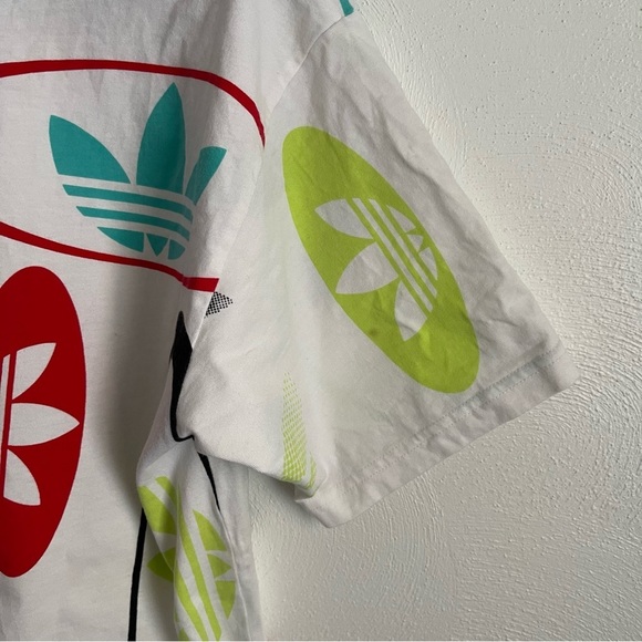 Adidas All-Over Logo T-Shirt size medium - Picture 7 of 7